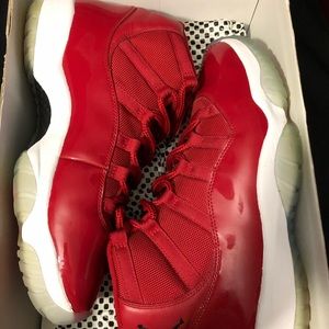 Jordan 11 Win Like 96 size 11